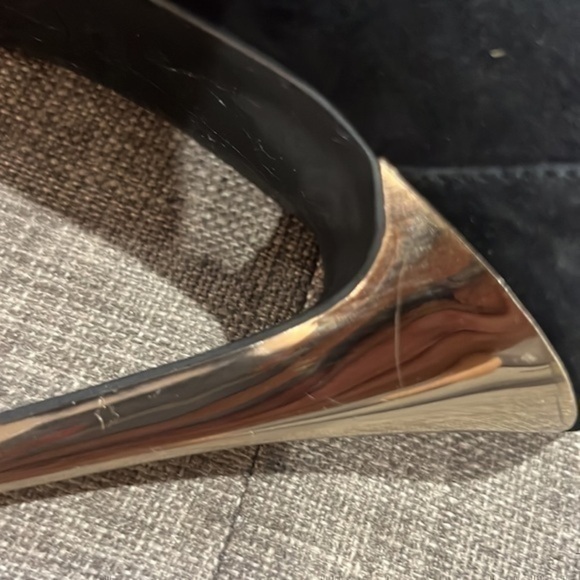 Michael Kors Suave Heels - Picture 9 of 10